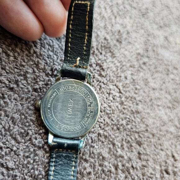 old Timex watch - Picture 8 of 8